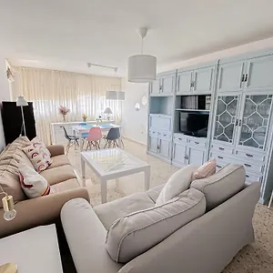 Piso Encantador En Carlos Haya , Málaga España